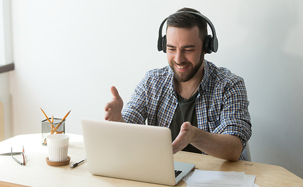4 Online Management Strategies For Presenting To Your Virtual Teams